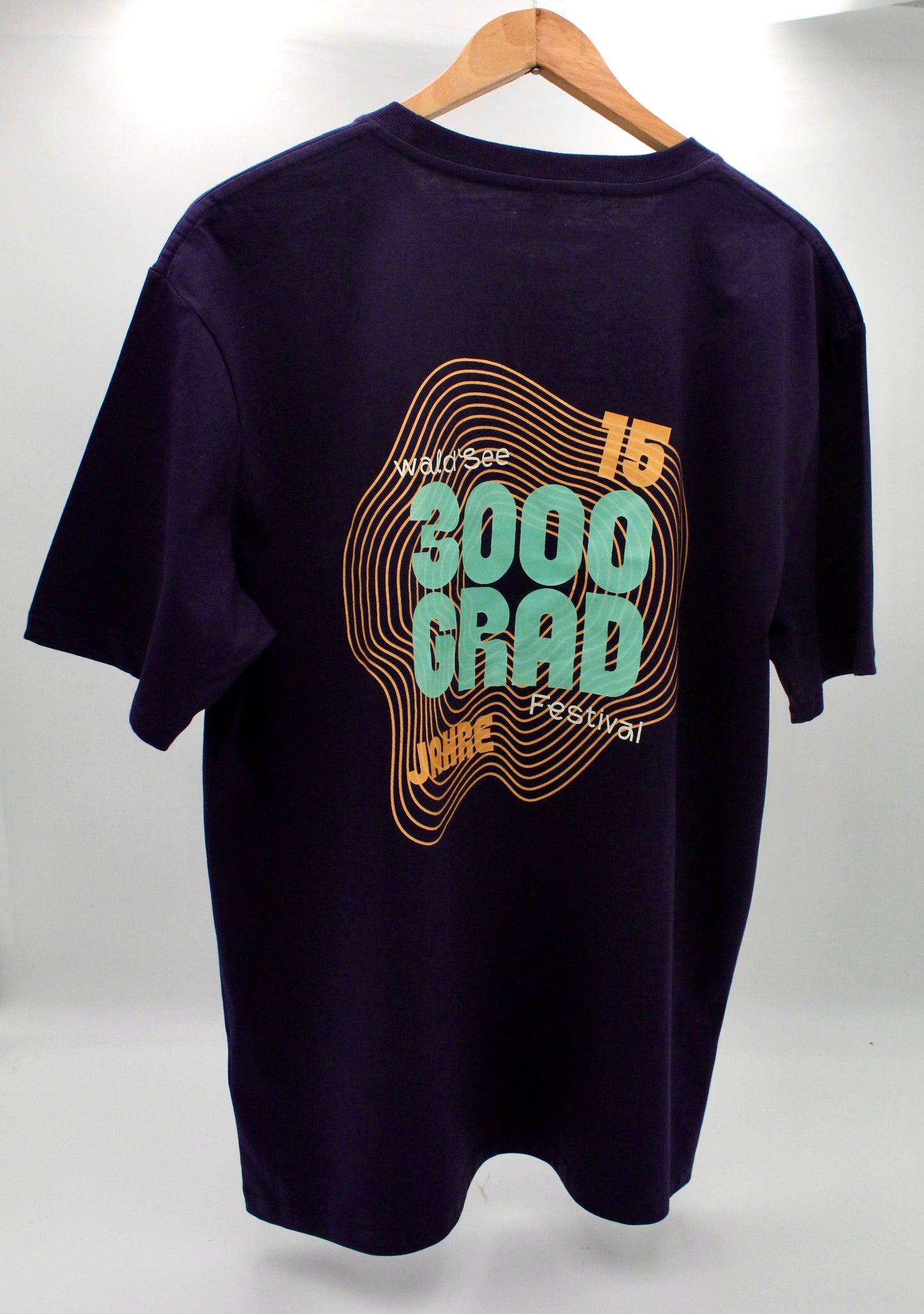T-Shirt – 15 Jahre 3000Grad Festival (Navy)