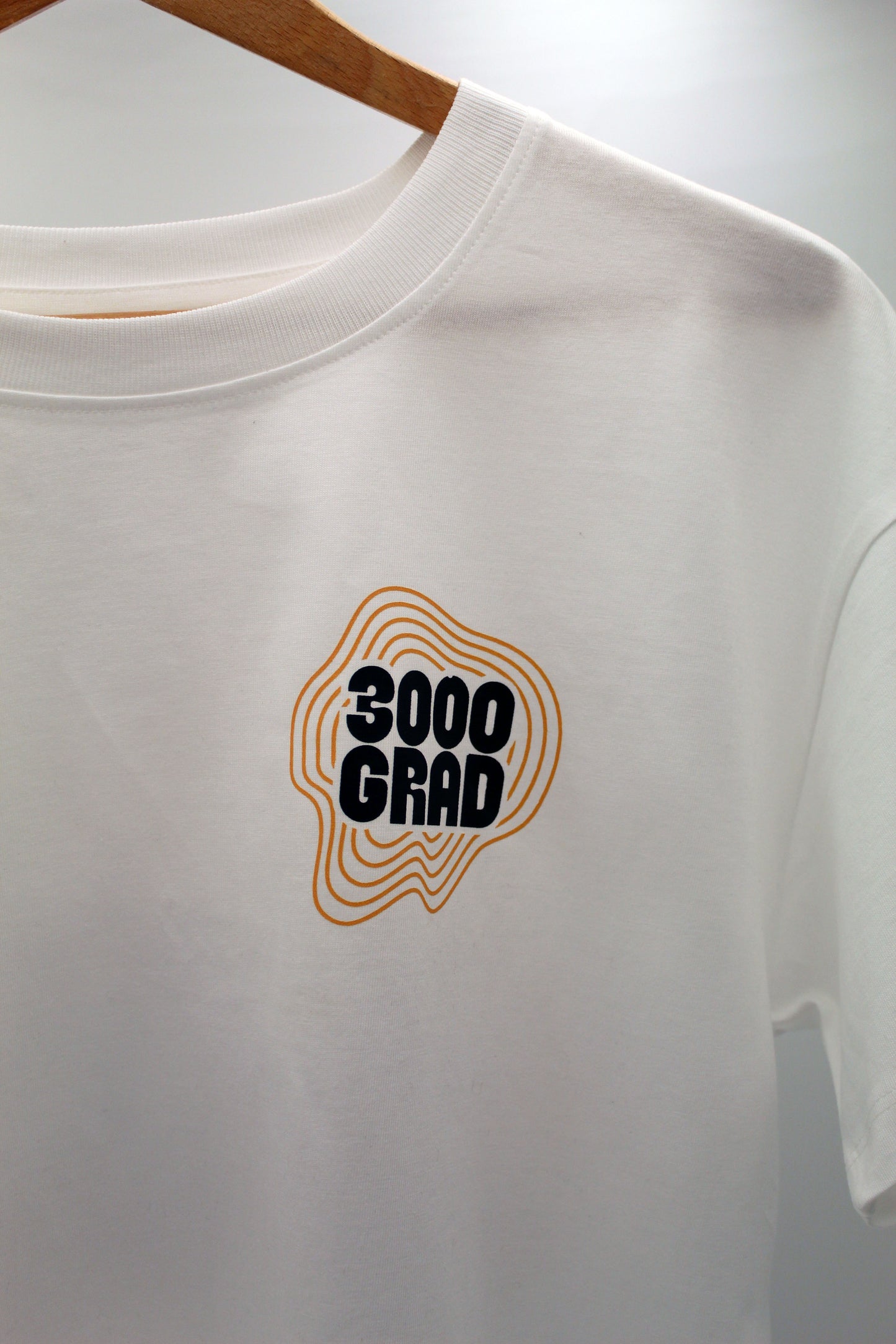 Cropped Shirt – 15 Jahre 3000° Festival (Weiß)